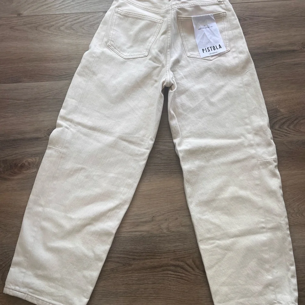 NWT Pistola Eli High Rise Arched Leg in Ecru - Picture 9 of 10